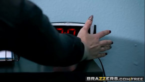 Porno Alexis Rodriguez fodendo em filme porno com dotado
