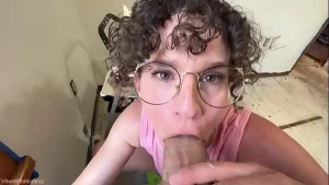 Chupando.buceta.lesbico safadas taradas se lambuzando toda